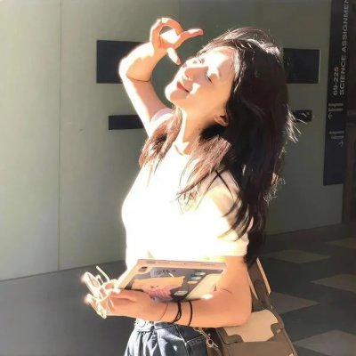笼里的女人